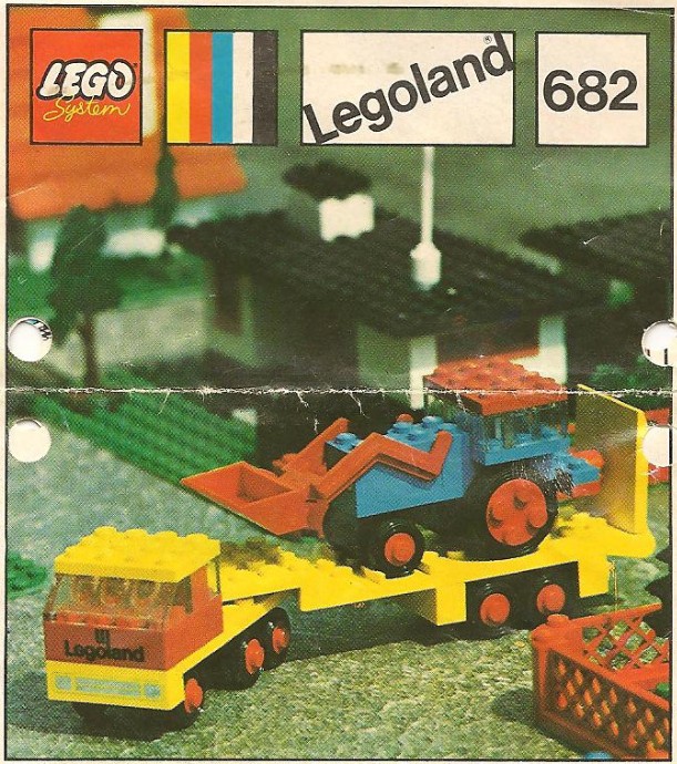 LEGO 682 - Low-Loader and Tractor